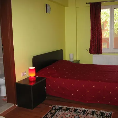Ogzala Ciftlik Evi *